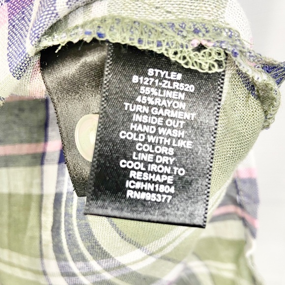 Sanctuary• Plaid linen button down - Picture 5 of 6